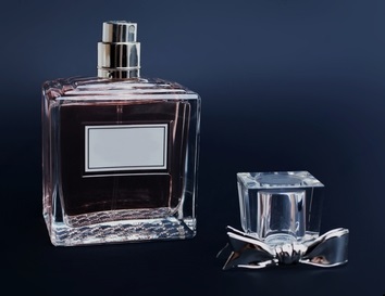 Essential Elegance: Oud Perfume for Men for Every Occasion