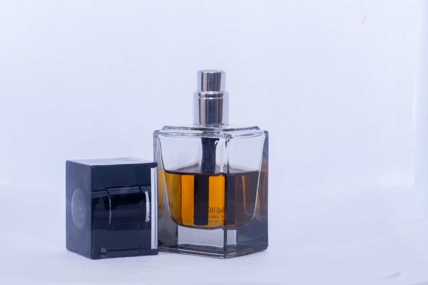 Sustainable Choices in Men’s Cologne: Eco-Friendly Oud Cologne for Men
